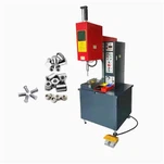 Machine de rivetage pour la doublure de frein